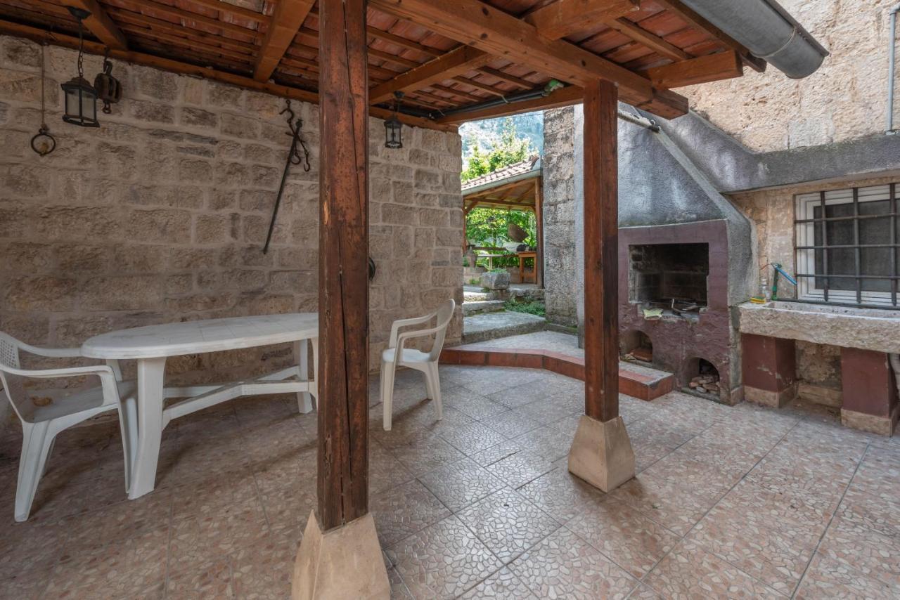 Apartments Radimir Kotor Ngoại thất bức ảnh